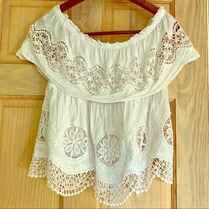 BCBG off the shoulder top